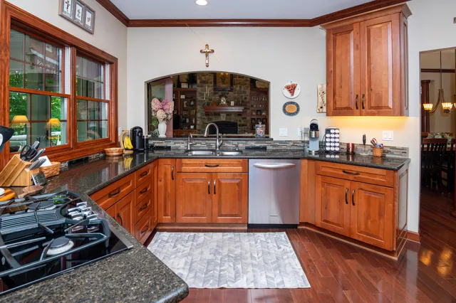 $949,900 | 29317 Misty Pines Street, Dowagiac, MI 49047