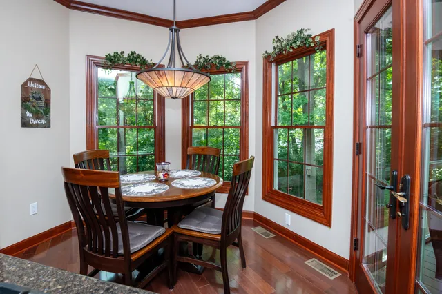 $949,900 | 29317 Misty Pines Street, Dowagiac, MI 49047