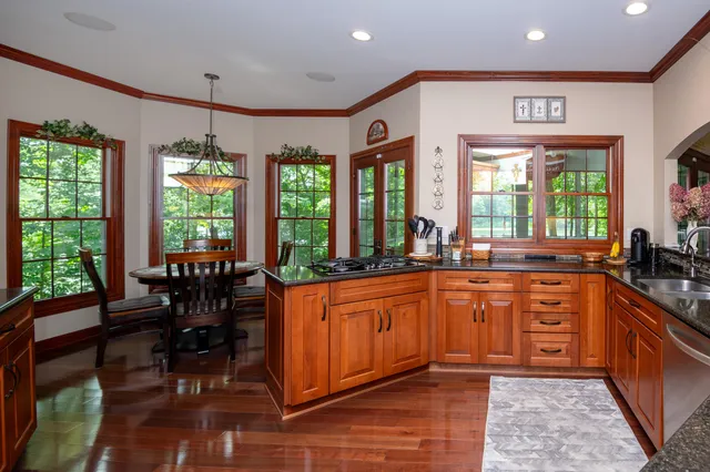 $949,900 | 29317 Misty Pines Street, Dowagiac, MI 49047