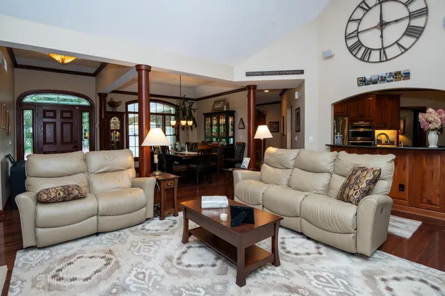 $949,900 | 29317 Misty Pines Street, Dowagiac, MI 49047