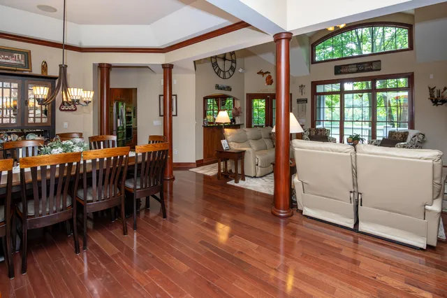 $949,900 | 29317 Misty Pines Street, Dowagiac, MI 49047