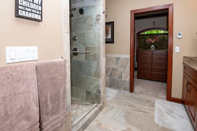 $949,900 | 29317 Misty Pines Street, Dowagiac, MI 49047