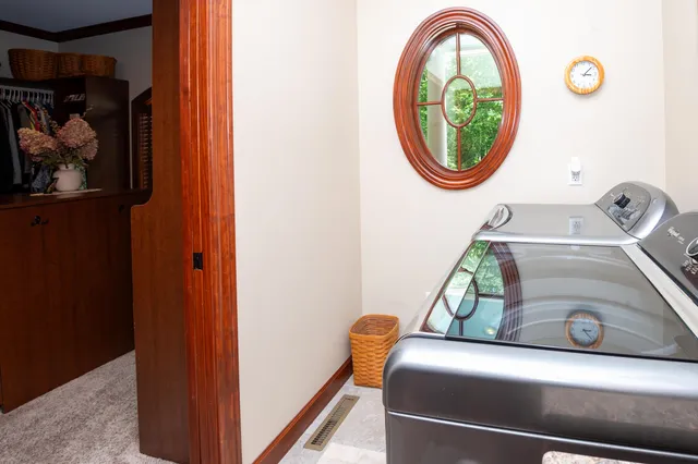 $949,900 | 29317 Misty Pines Street, Dowagiac, MI 49047