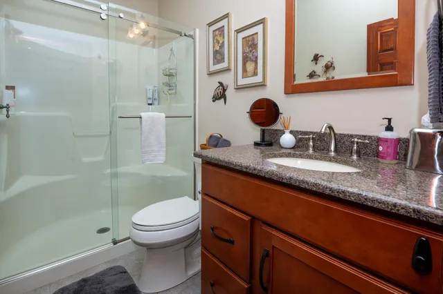 $949,900 | 29317 Misty Pines Street, Dowagiac, MI 49047