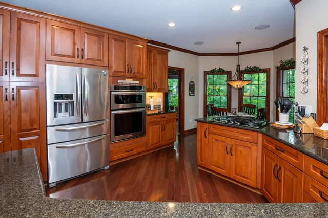 $949,900 | 29317 Misty Pines Street, Dowagiac, MI 49047