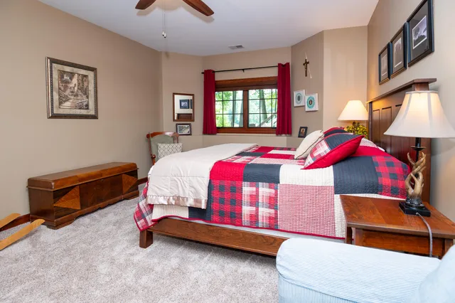 $949,900 | 29317 Misty Pines Street, Dowagiac, MI 49047