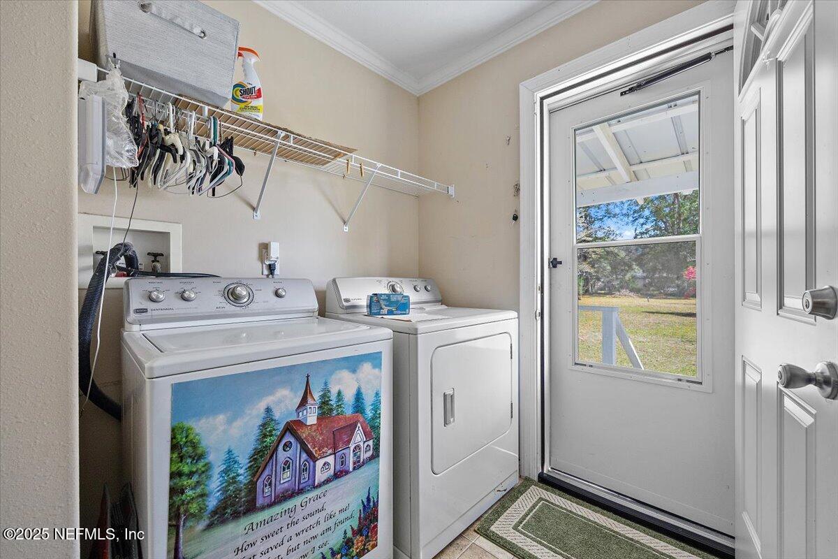 2719 Scully Road Middleburg, FL 32068 - Photo 13 of 24 13-Laundry Room
