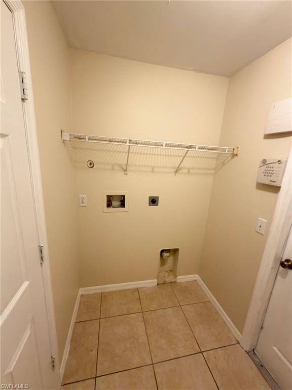 2513 48th Street Southwest Lehigh Acres, FL 33976 - Photo 3 of 22