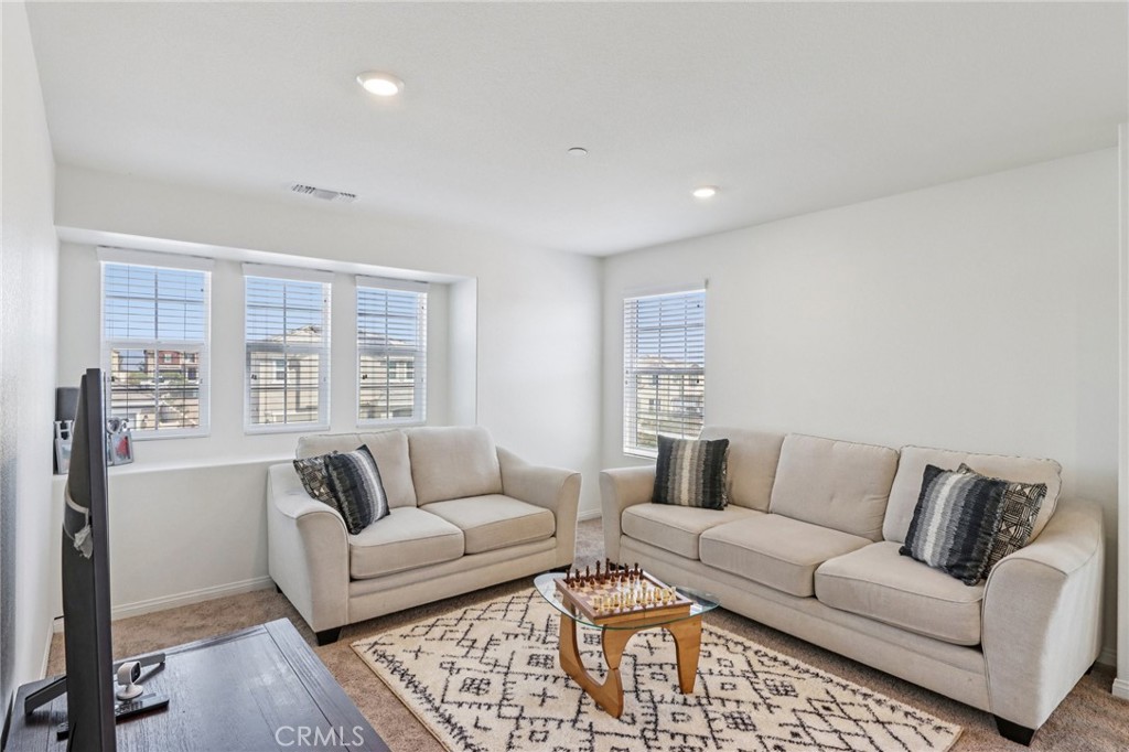 18811 Nanza Street Riverside, CA 92508 - Photo 12 of 28