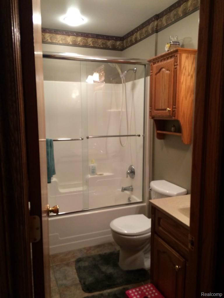 4420 North Lapeer Road Columbiaville, MI 48421 - Photo 33 of 48 2nd Full Bath