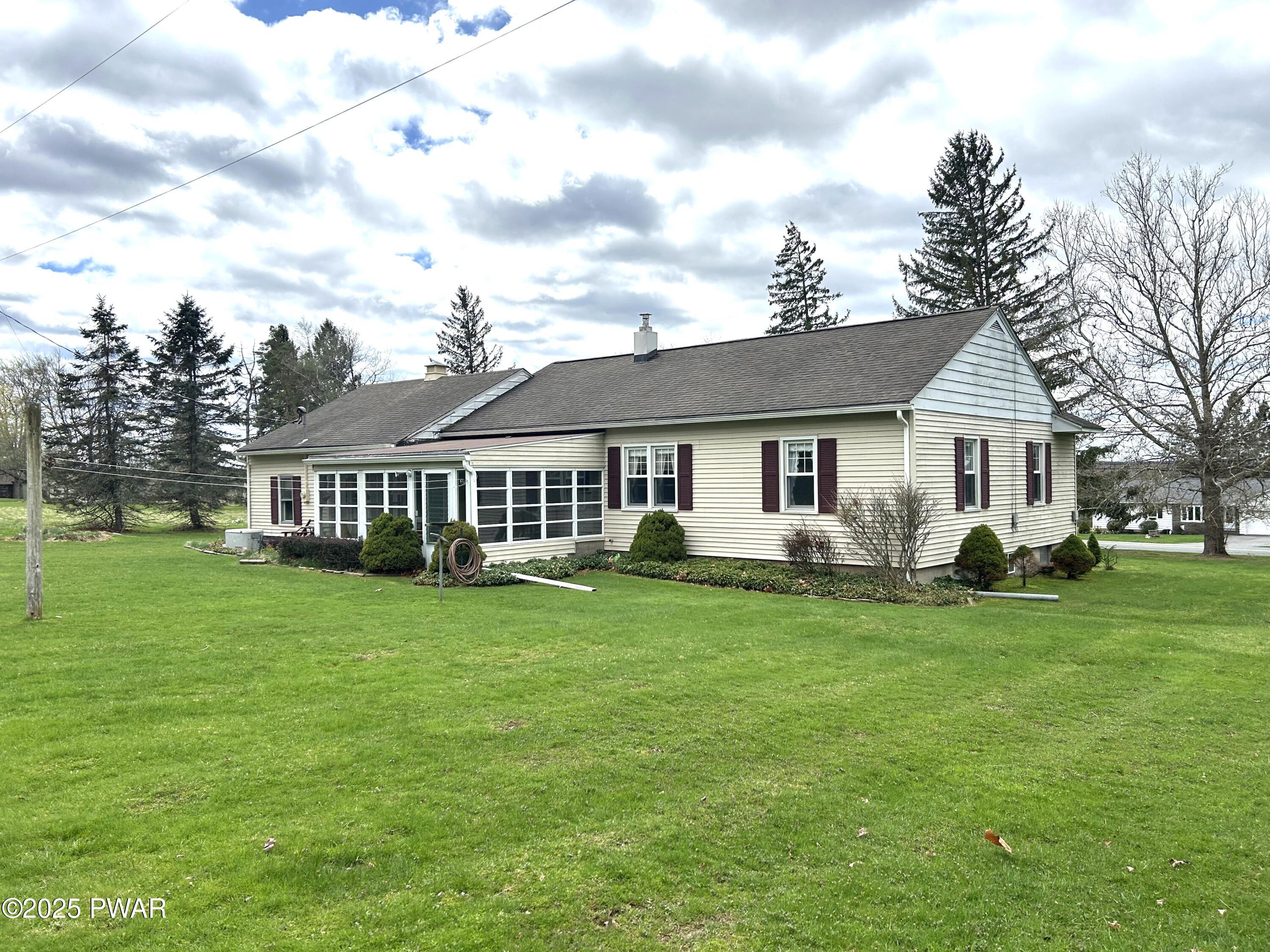 536 Ridge Avenue Hawley, PA 18428 - Photo 3 of 53 4-Back