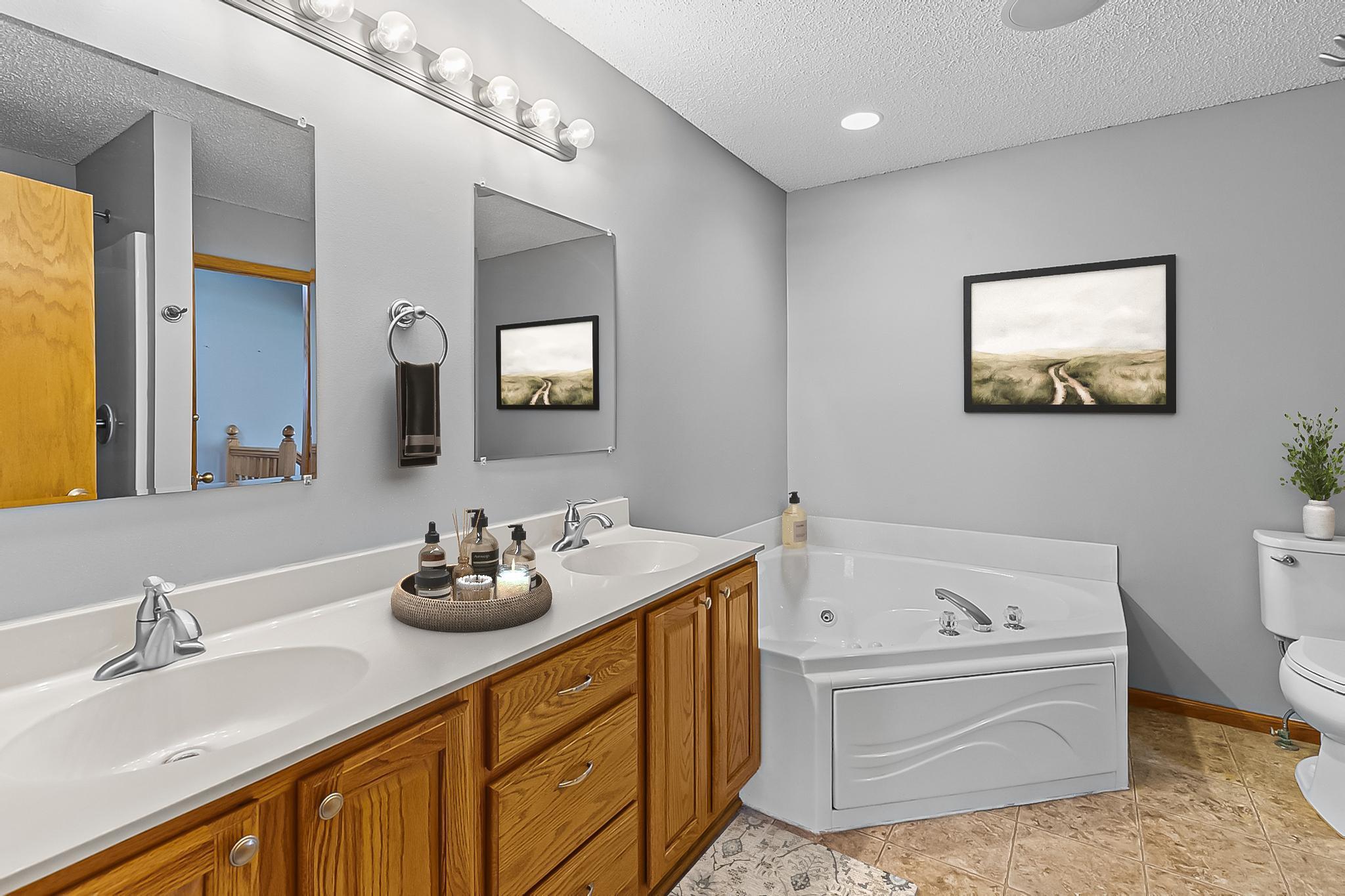 7297 Whitehall Road Shakopee, MN 55379 - Photo 23 of 33 Gallery Image 23