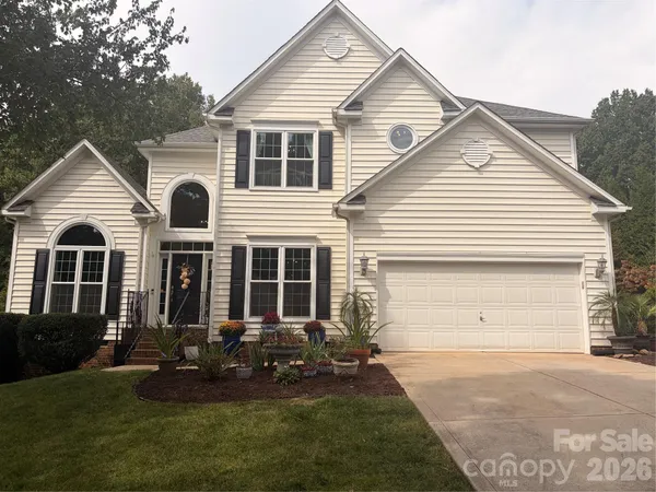 $750,000 | 20304 Southshore Drive, Cornelius, NC 28031