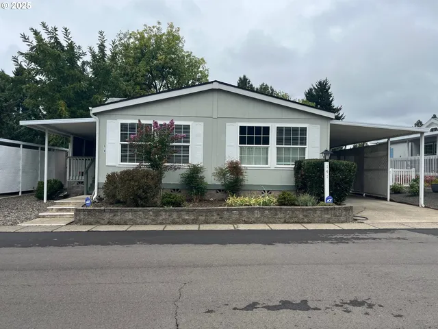 $105,000 | 141 West River Ridge Avenue, Roseburg, OR 97471