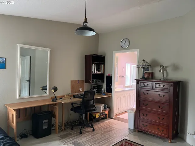 $105,000 | 141 West River Ridge Avenue, Roseburg, OR 97471