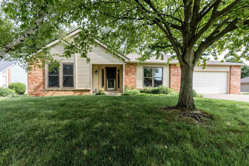 858 Brookside Lane Plainfield, IN 46168 - Photo 7 of 89