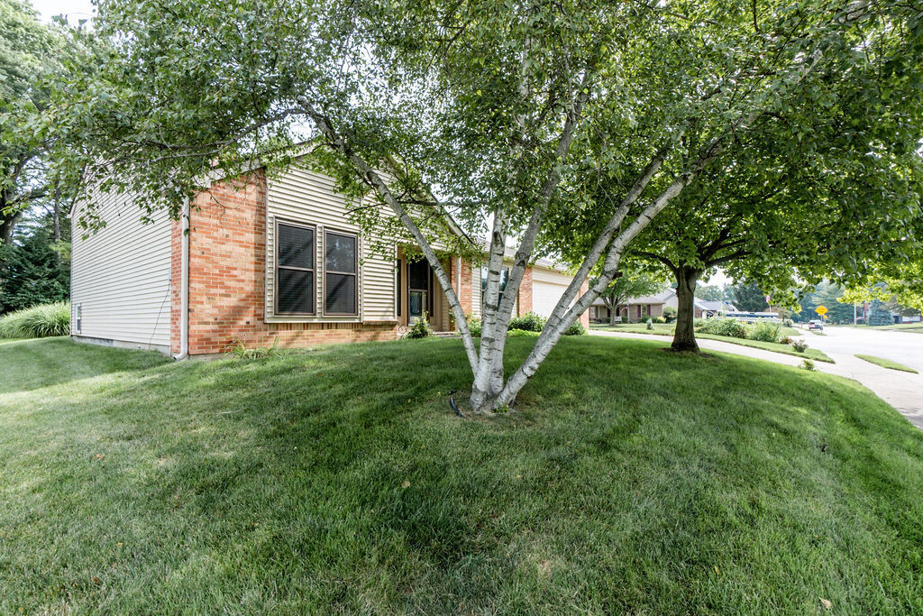 858 Brookside Lane Plainfield, IN 46168 - Photo 8 of 89