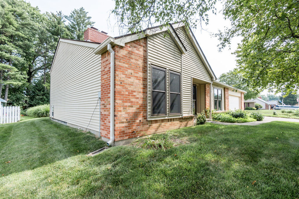 858 Brookside Lane Plainfield, IN 46168 - Photo 9 of 89