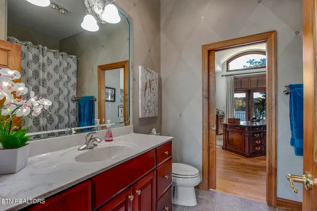 $2,450,000 | 135 Big Water Drive, Vonore, TN 37885