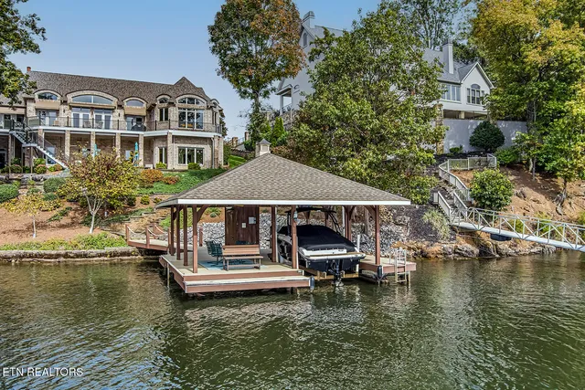 $2,450,000 | 135 Big Water Drive, Vonore, TN 37885