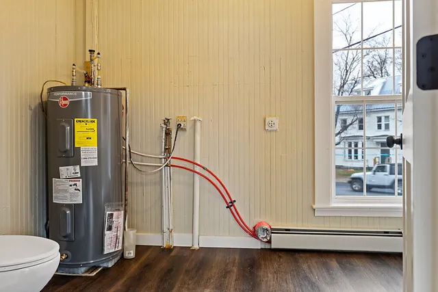 $229,900 | 63 Elm Street, Mechanic Falls, ME 04256