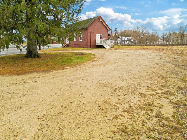 $229,900 | 63 Elm Street, Mechanic Falls, ME 04256