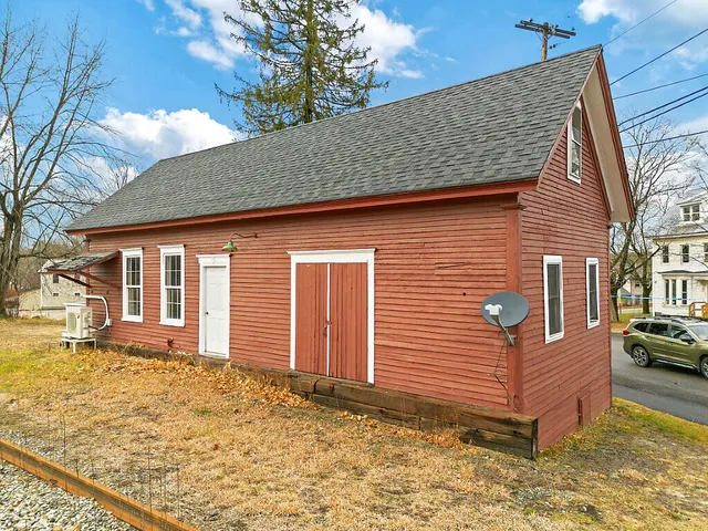 $229,900 | 63 Elm Street, Mechanic Falls, ME 04256