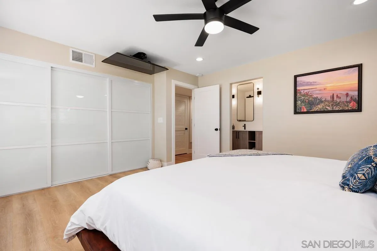 381 Playa Blanca Encinitas, CA 92024 - Photo 14 of 27