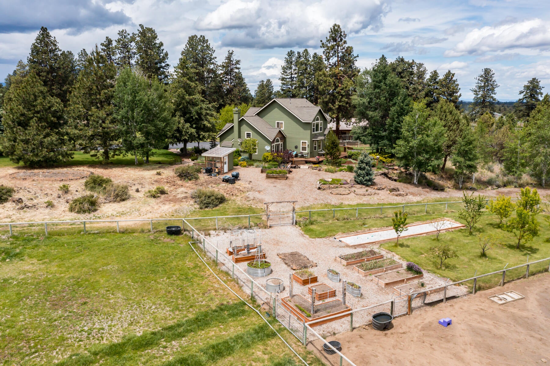 21156 Sholes Road Bend, OR 97702 - Photo 57 of 63 DJI_0208