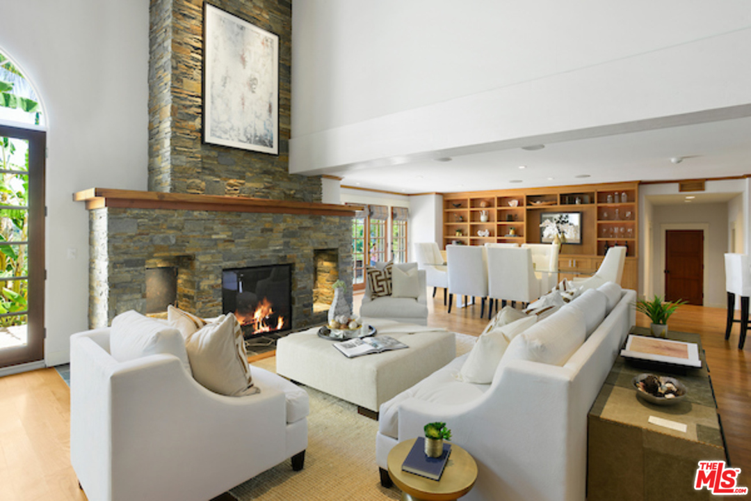192 North Tigertail Road Los Angeles, CA 90049 - Photo 3 of 34 Gallery Image 3