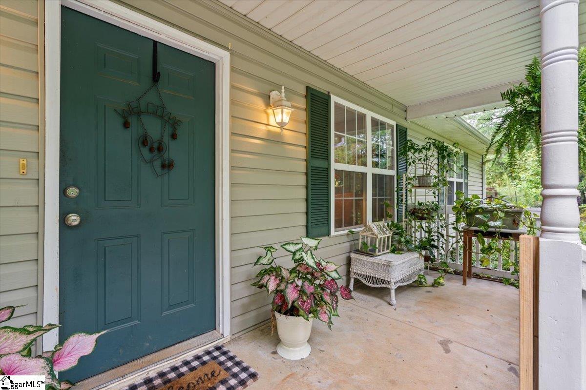 959 Garrison Road Pelzer, SC 29669 - Photo 3 of 34