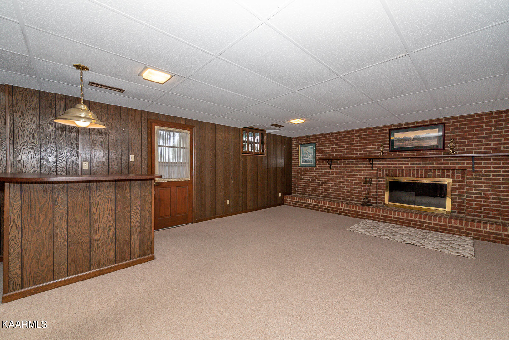 941 Radnor Road Maryville, TN 37804 - Photo 8 of 33 Basement w/ fp