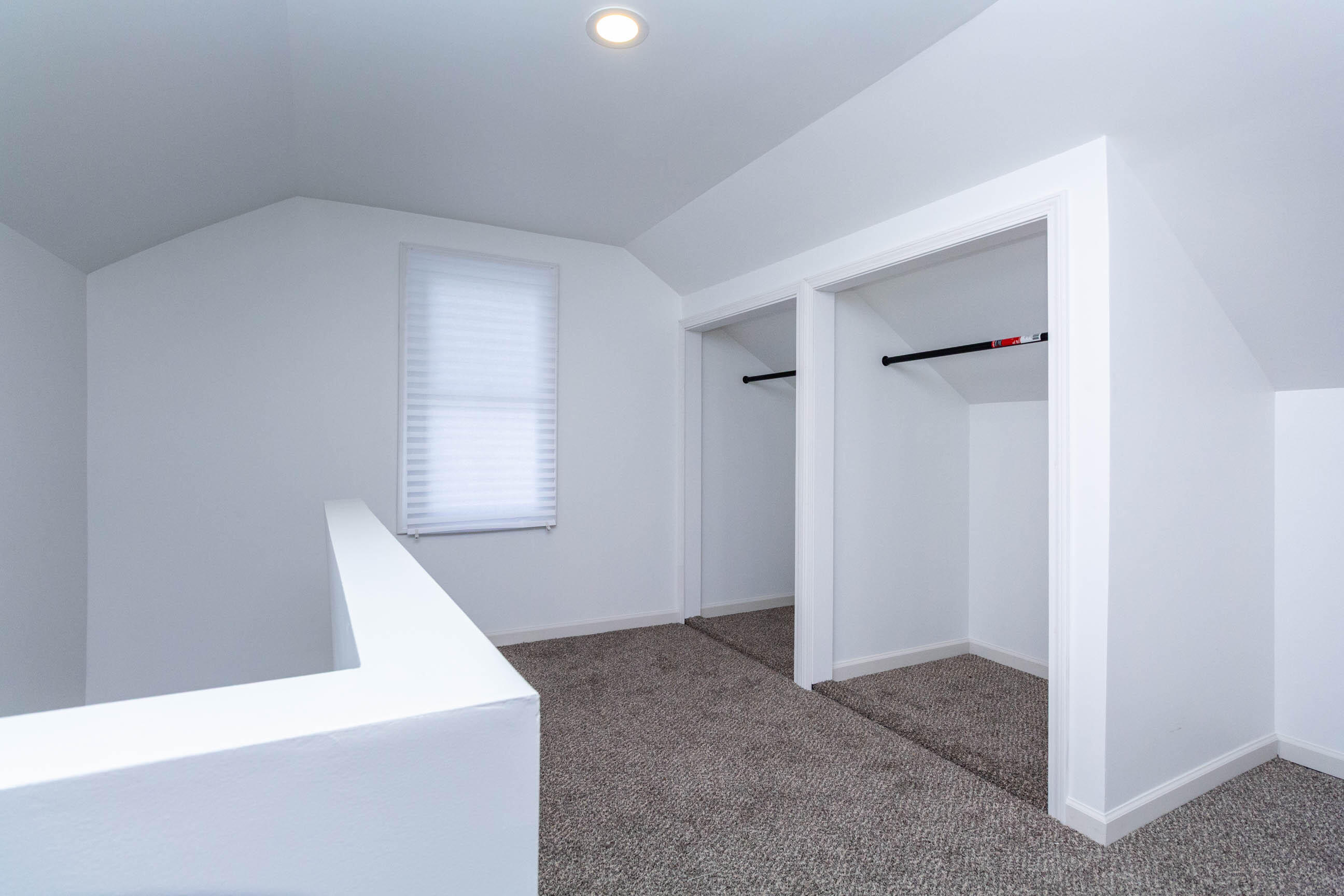 20569 Biltmore Street Detroit, MI 48235 - Photo 14 of 54 Master bedroom