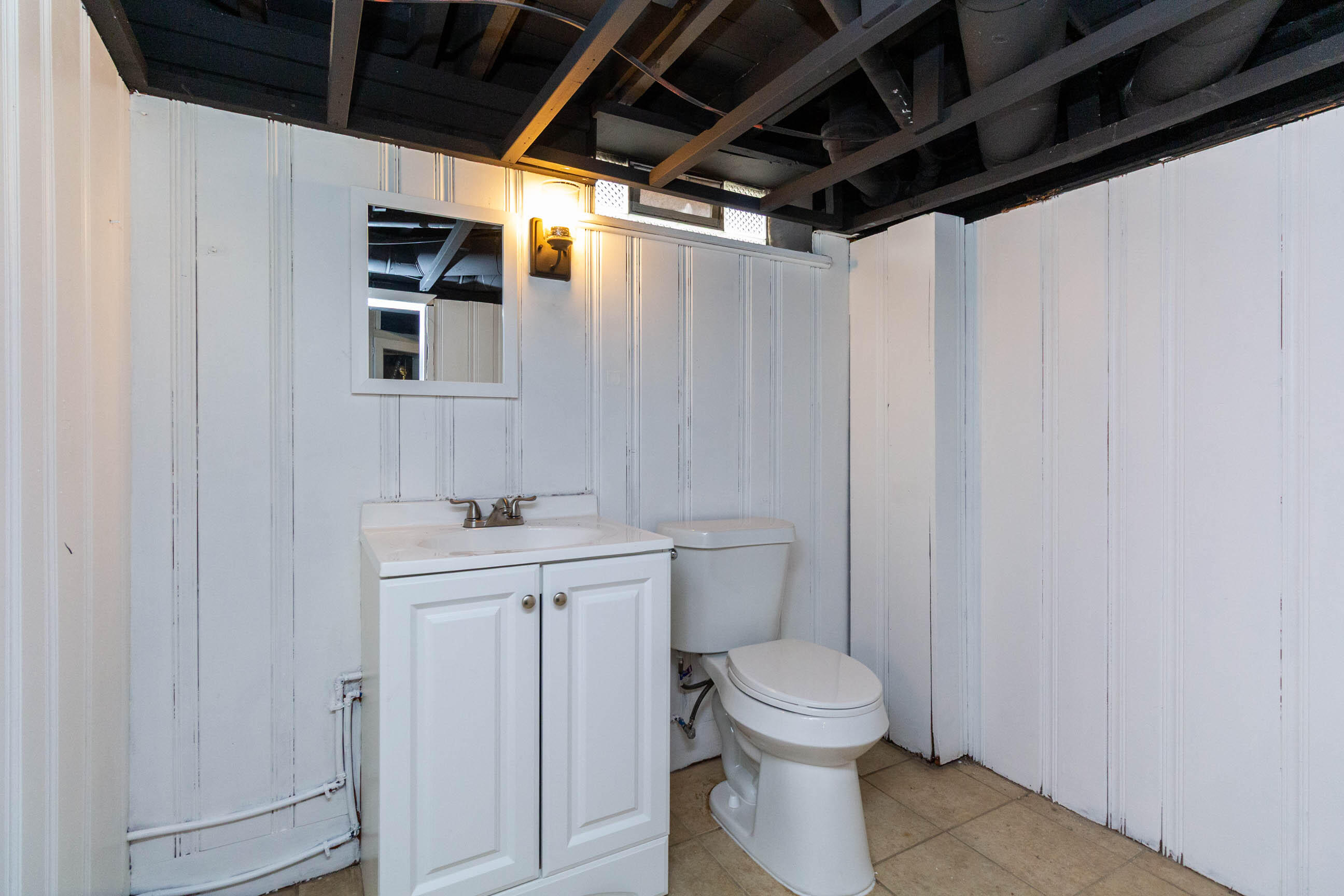 20569 Biltmore Street Detroit, MI 48235 - Photo 24 of 54 bathroom 2