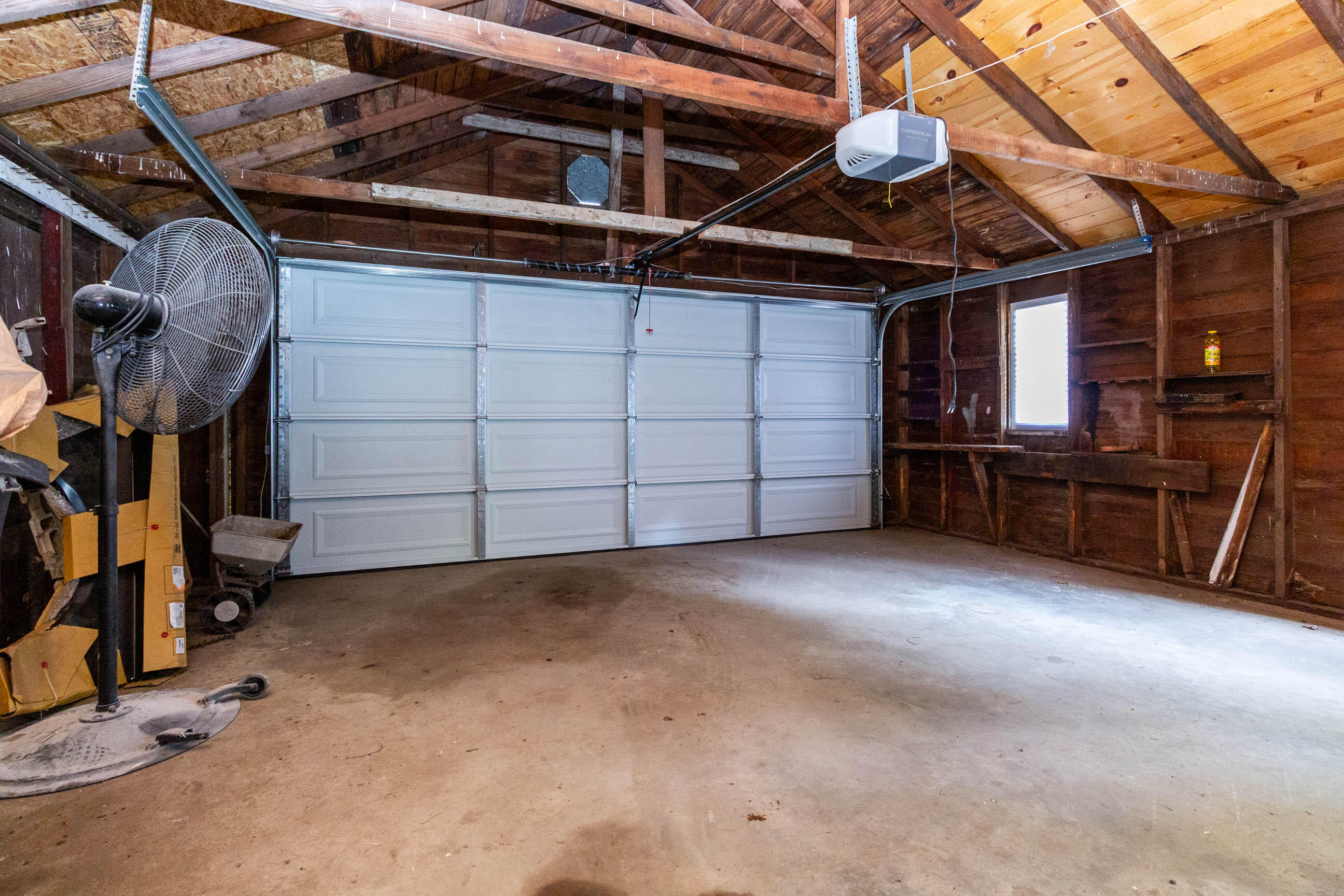 20569 Biltmore Street Detroit, MI 48235 - Photo 27 of 54 attached garage