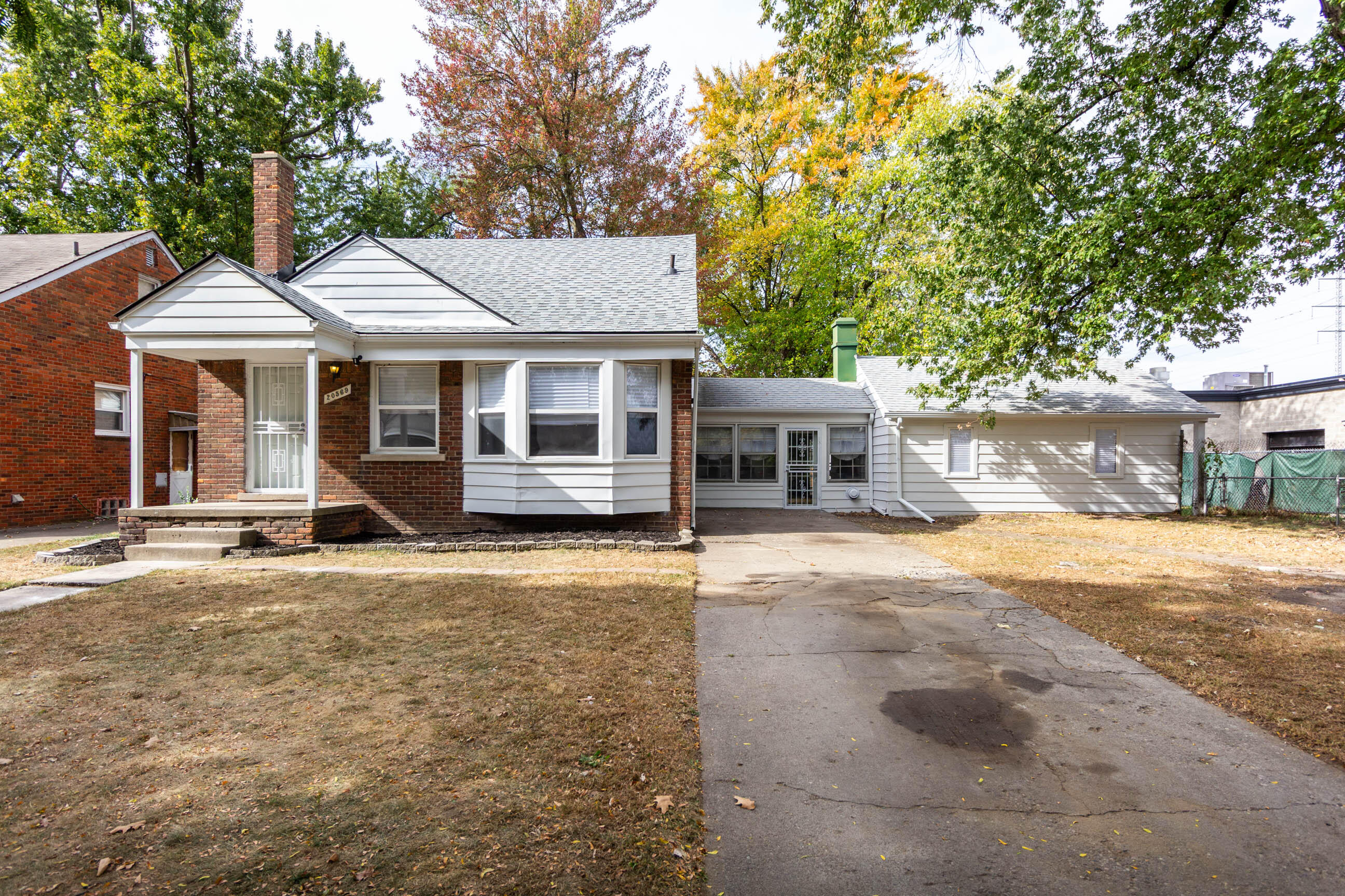 20569 Biltmore Street Detroit, MI 48235 - Photo 29 of 54 front (2)