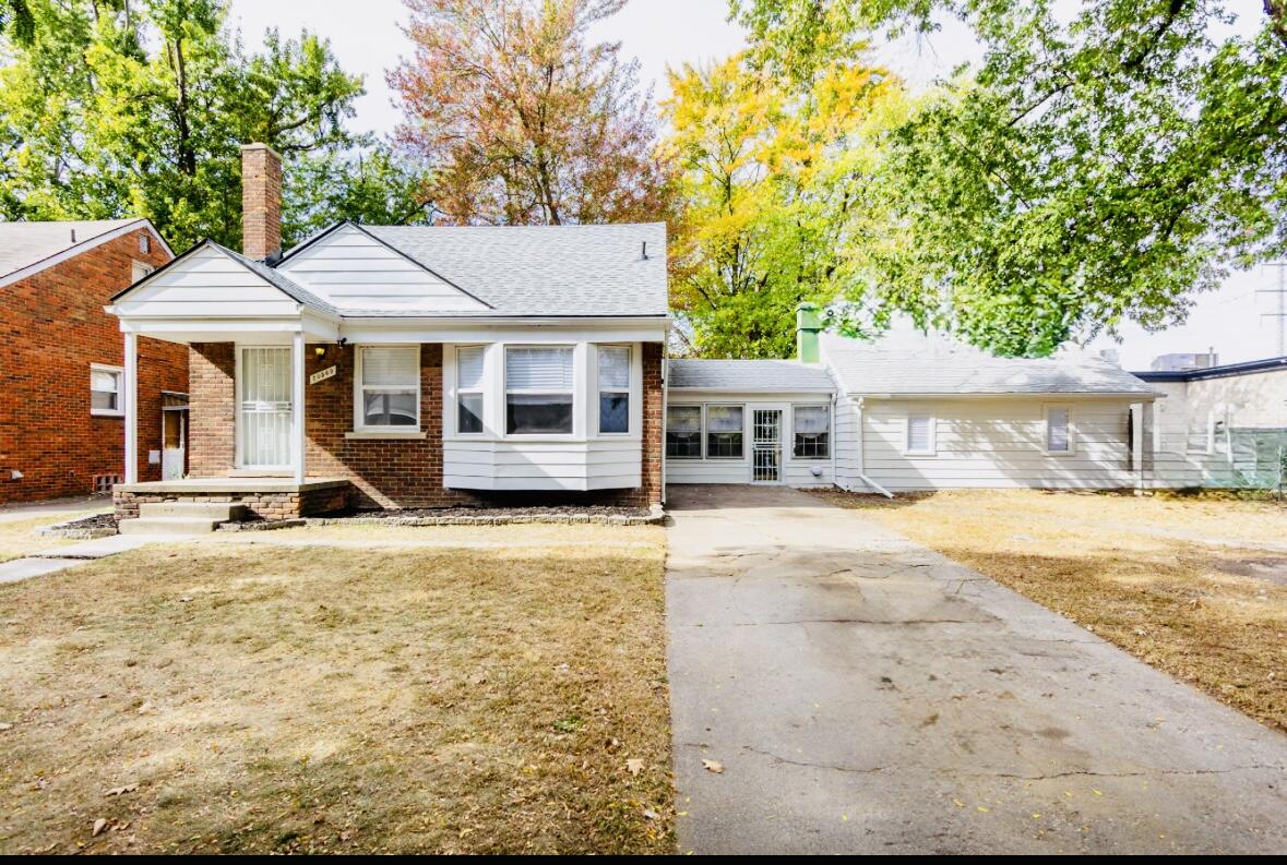 20569 Biltmore Street Detroit, MI 48235 - Photo 33 of 54 IMG_3942