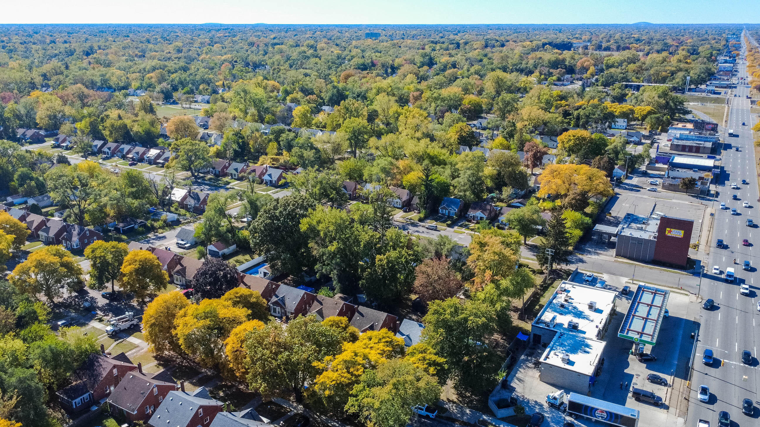 20569 Biltmore Street Detroit, MI 48235 - Photo 42 of 54 zdrone (5)