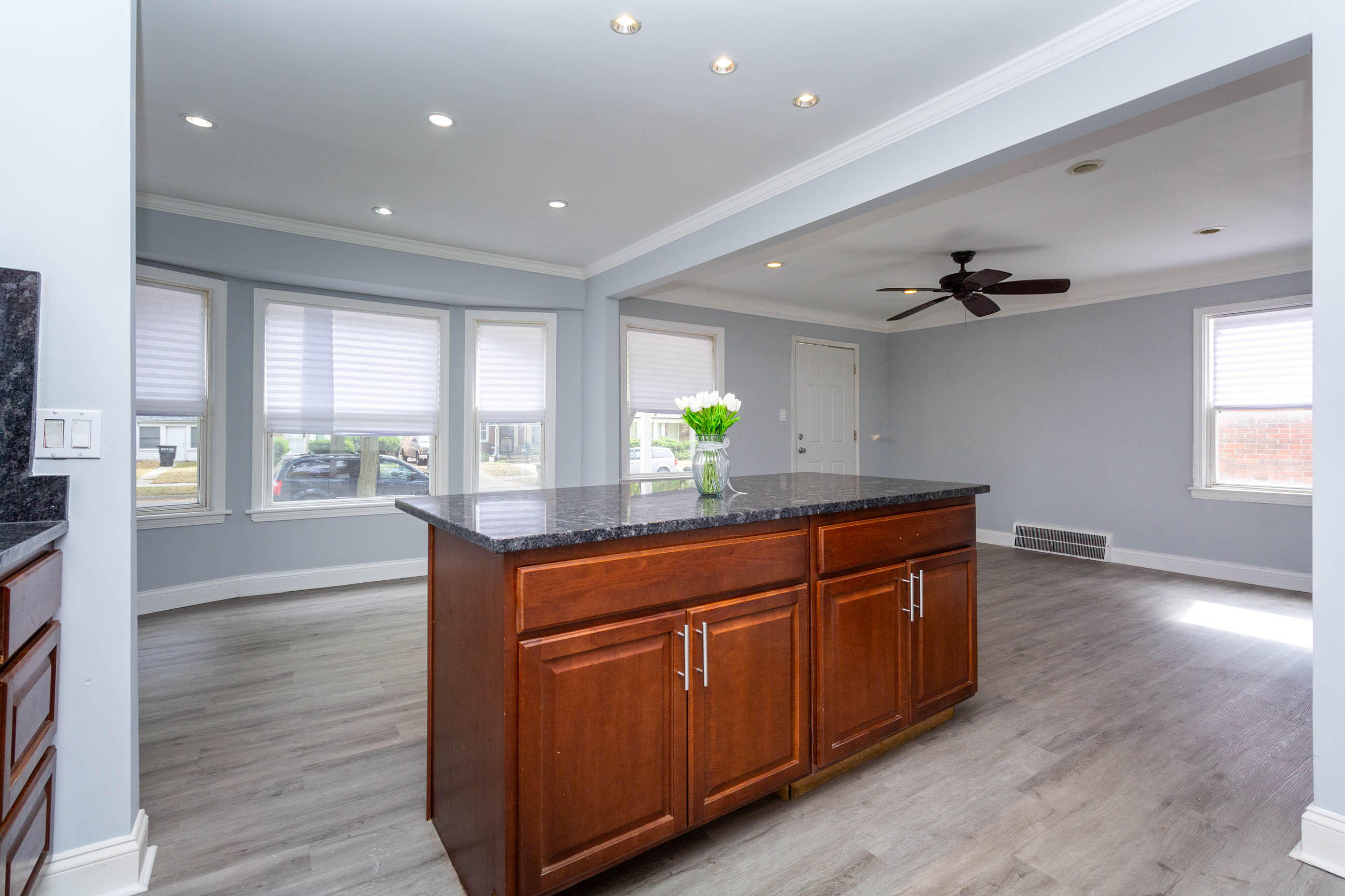 20569 Biltmore Street Detroit, MI 48235 - Photo 10 of 54 Kitchen island