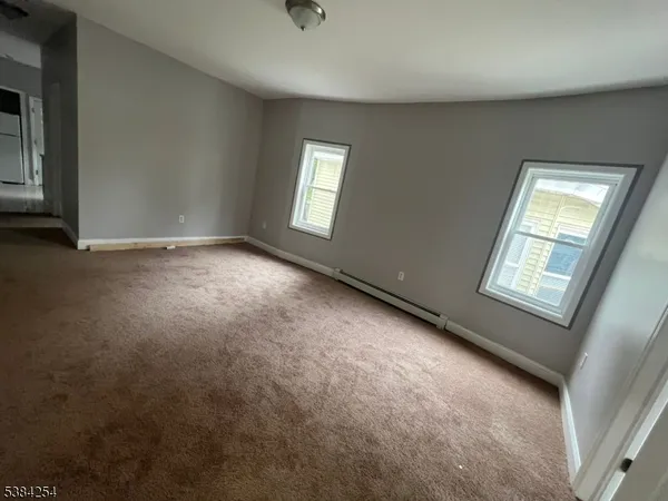 $2,575 | 171 Seymour Avenue, Unit 2, Newark, NJ 07108