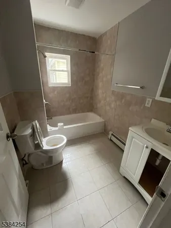 $2,575 | 171 Seymour Avenue, Unit 2, Newark, NJ 07108