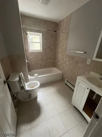 $2,500 | 171 Seymour Avenue, Unit 2, Newark, NJ 07108