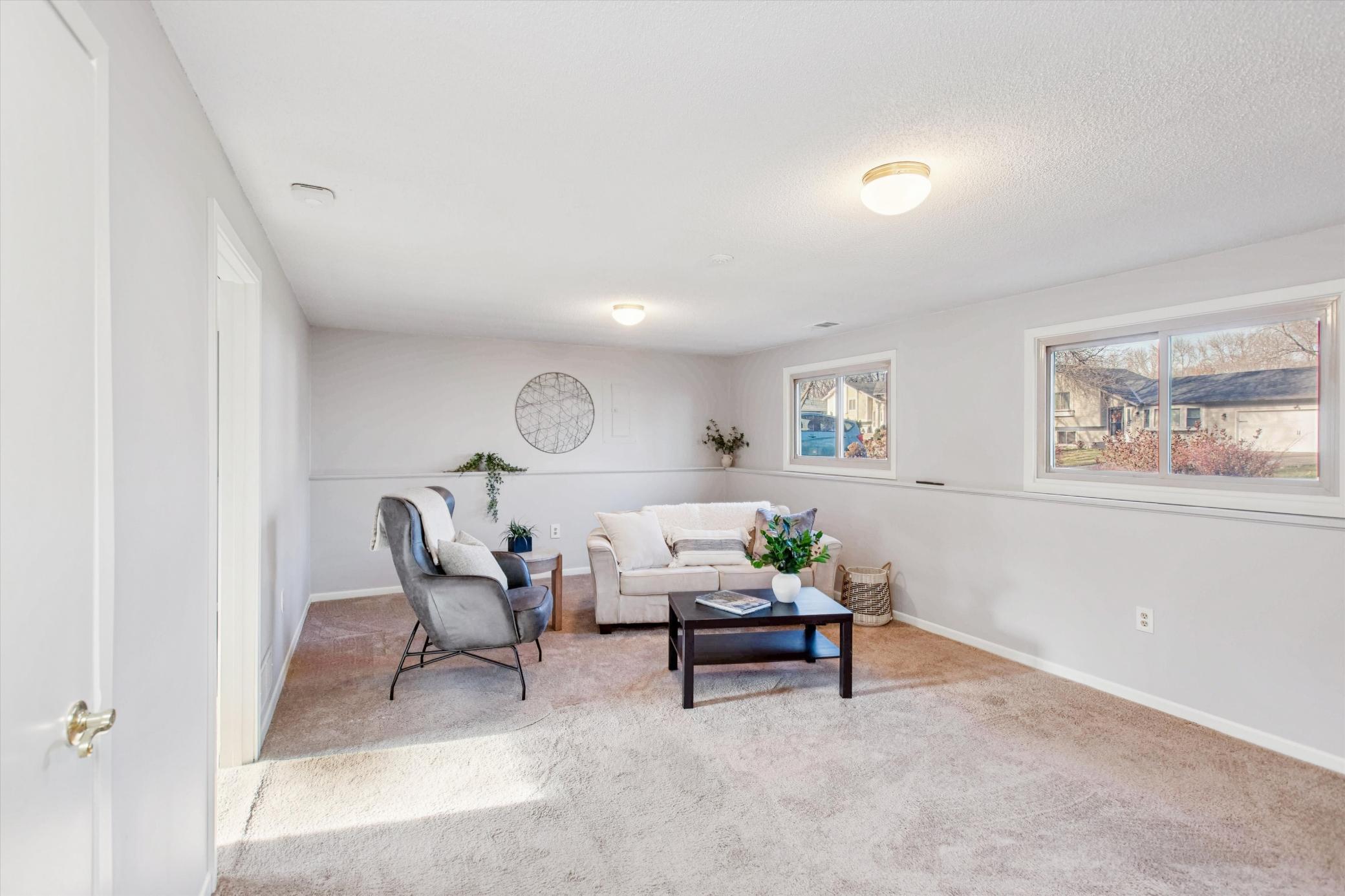 7331 Berkshire Way Maple Grove, MN 55311 - Photo 21 of 37