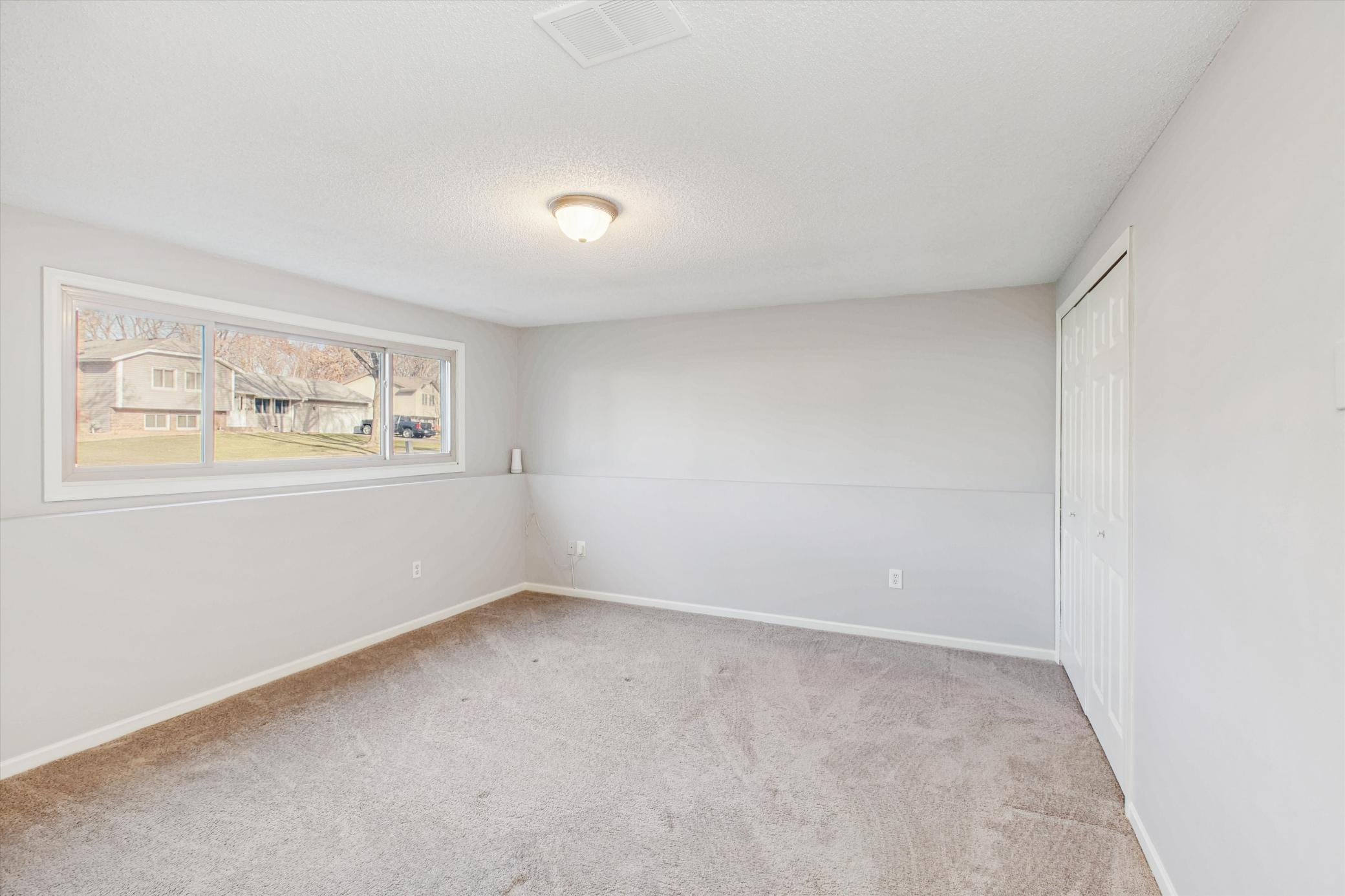 7331 Berkshire Way Maple Grove, MN 55311 - Photo 25 of 37