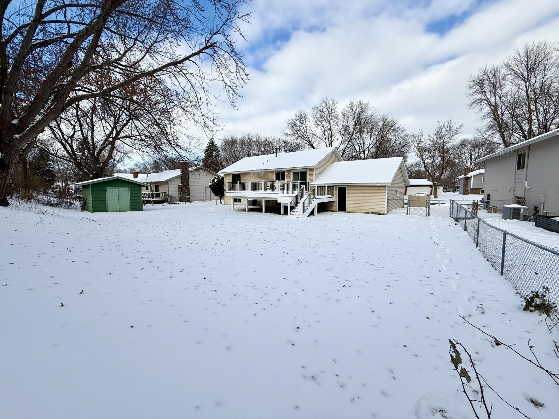 7331 Berkshire Way Maple Grove, MN 55311 - Photo 3 of 37
