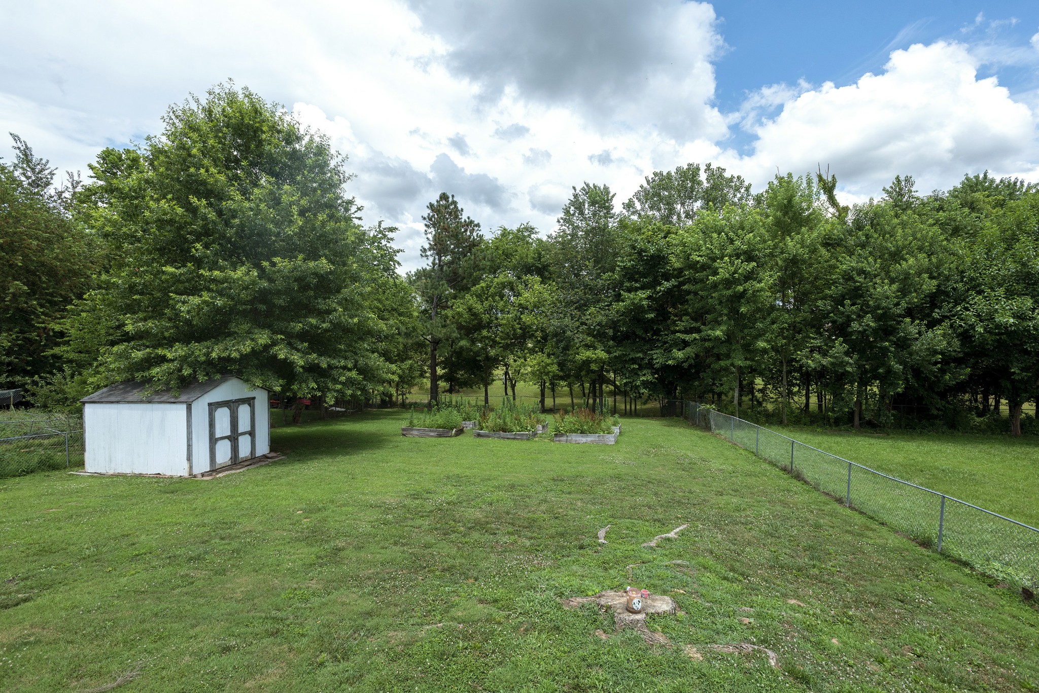 240 Hugh Hunter Road Oak Grove, KY 42262 - Photo 12 of 16 Gallery Image 12