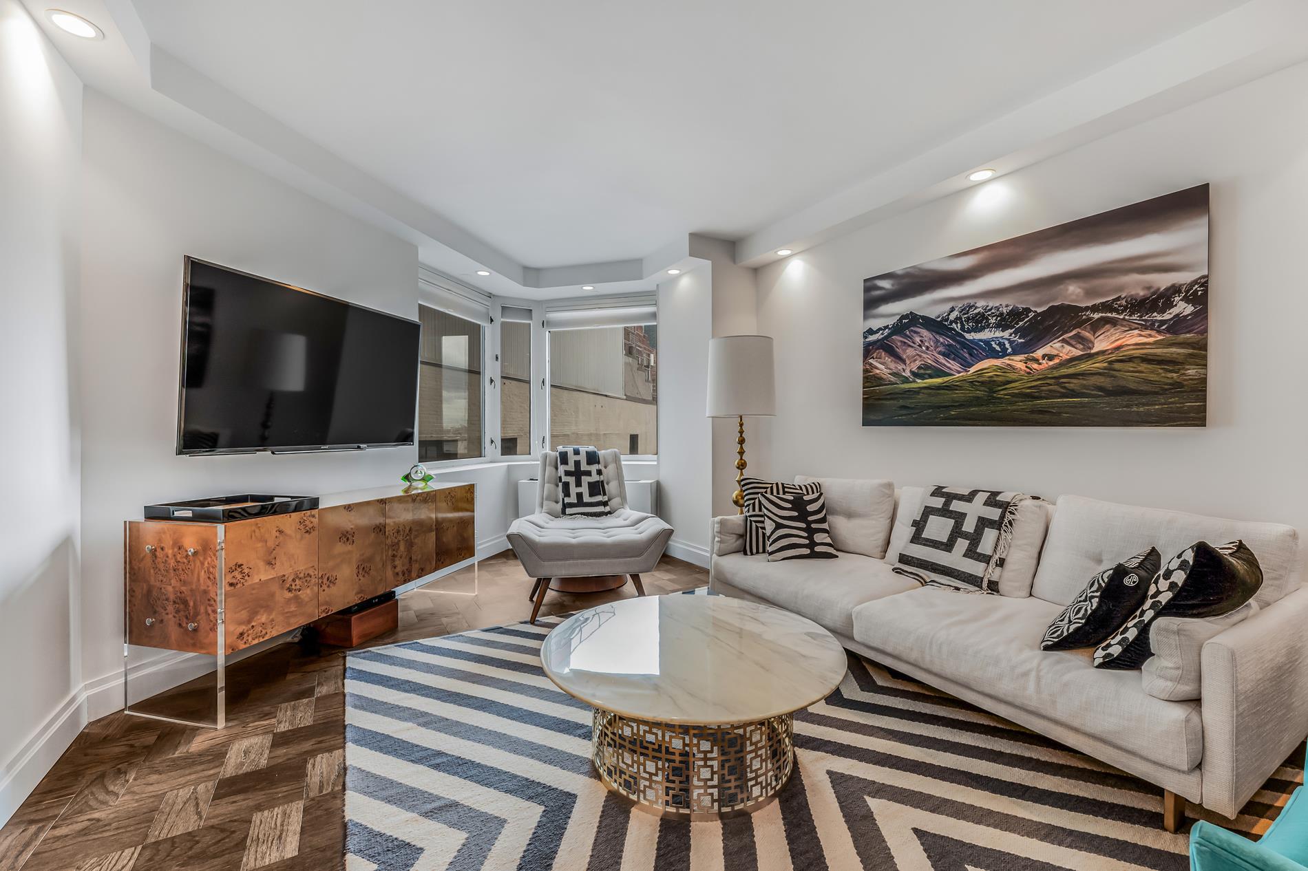 415 East 37th Street, Unit 9L Manhattan, NY 10016 - Photo 4 of 24