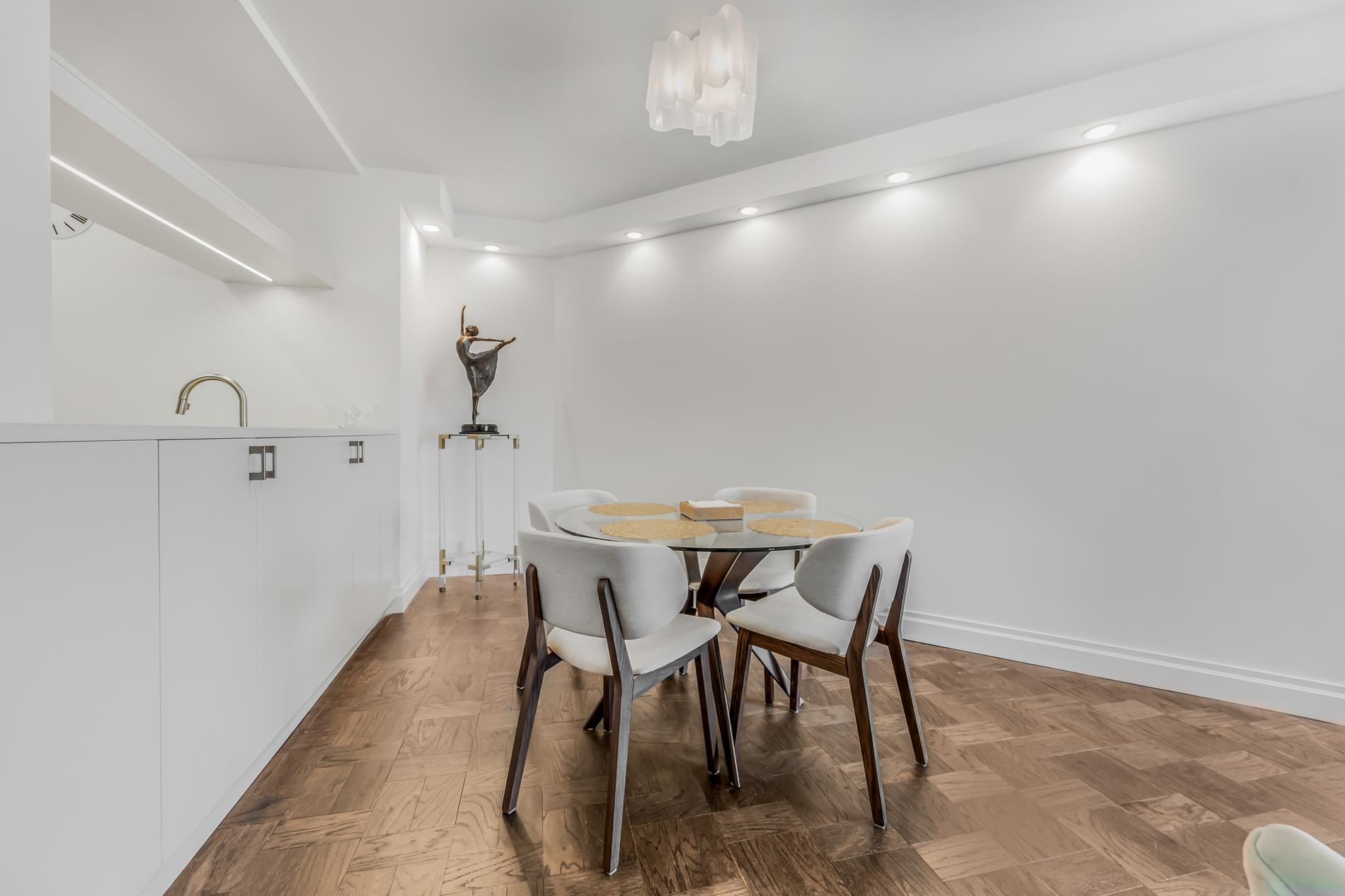 415 East 37th Street, Unit 9L Manhattan, NY 10016 - Photo 5 of 24