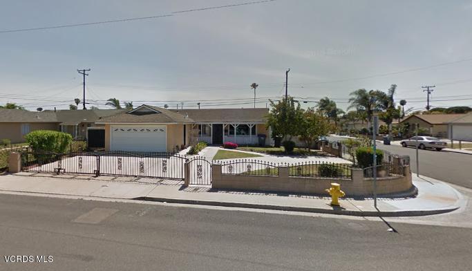 300 De Anza Way Oxnard, CA 93033 - Photo 1 of 20 2020-04-25_1634