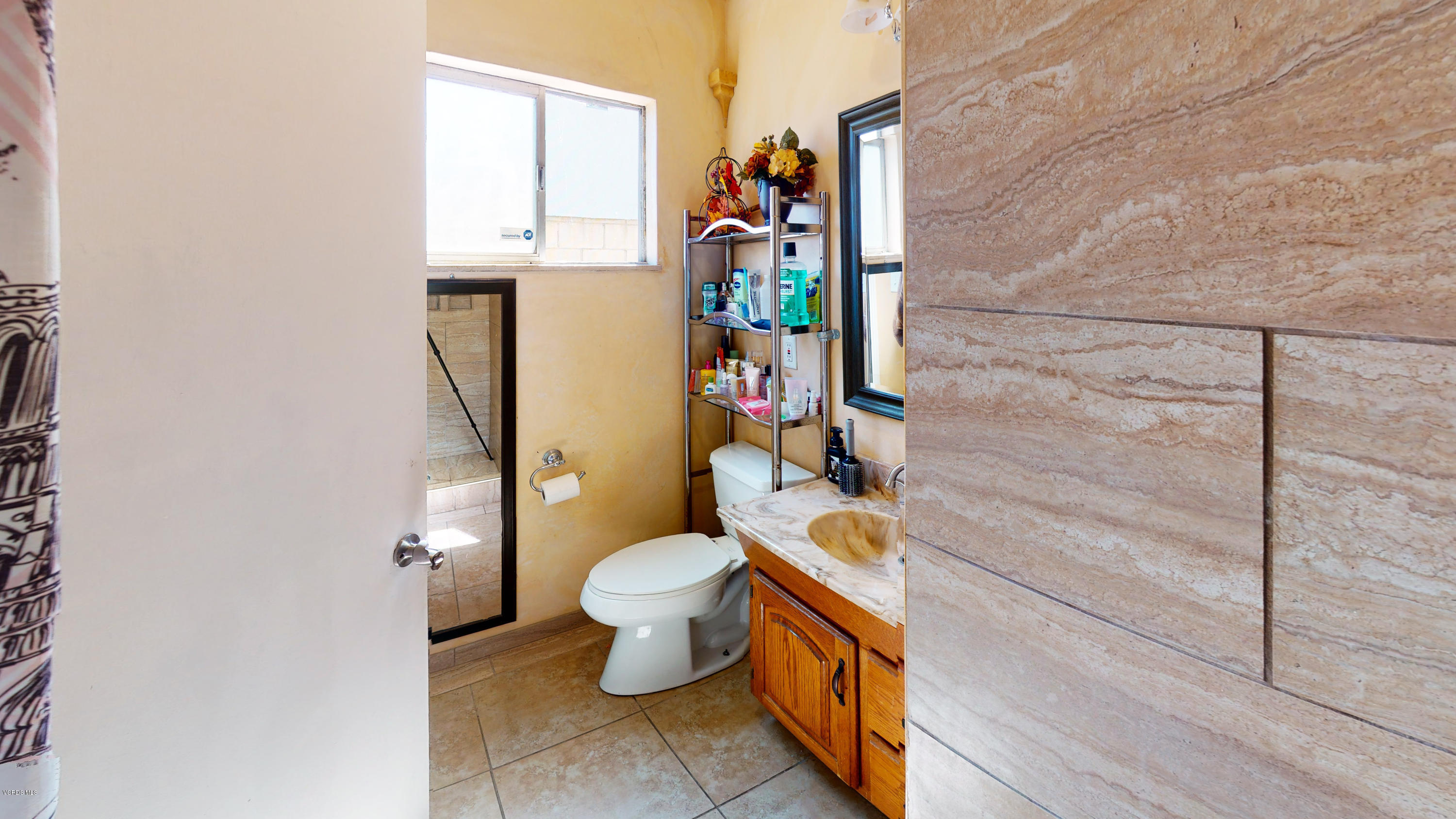 300 De Anza Way Oxnard, CA 93033 - Photo 13 of 20 26_Master Bathroom